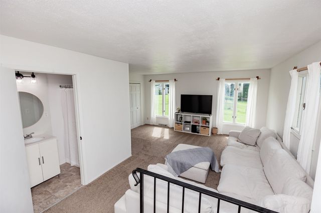 649 SW Kenworthy Drive, Ankeny, IA 50023