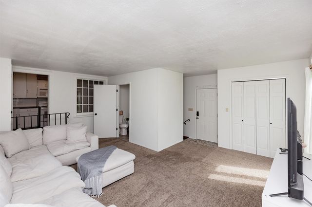 649 SW Kenworthy Drive, Ankeny, IA 50023