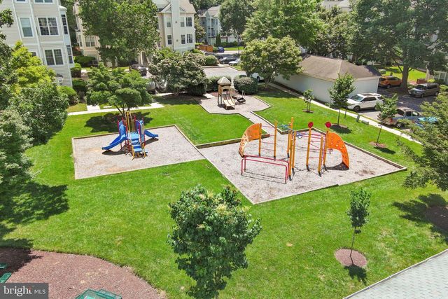 18521 BOYSENBERRY DR #242-172, Gaithersburg, MD 20879