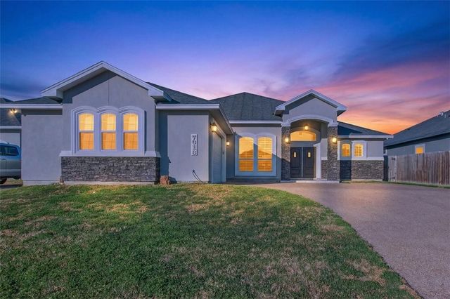 7918 Iron Man Dr, Corpus Christi, TX 78414