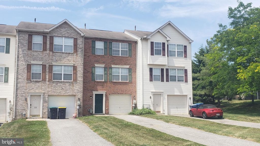 17 BRIDLE PATH, Wilmington, DE 19808