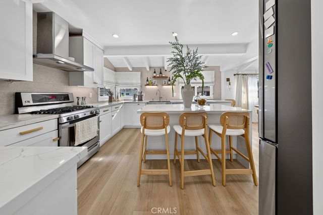 9242 Whitaker, Northridge, CA 91343