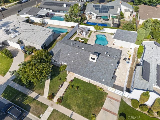9242 Whitaker, Northridge, CA 91343
