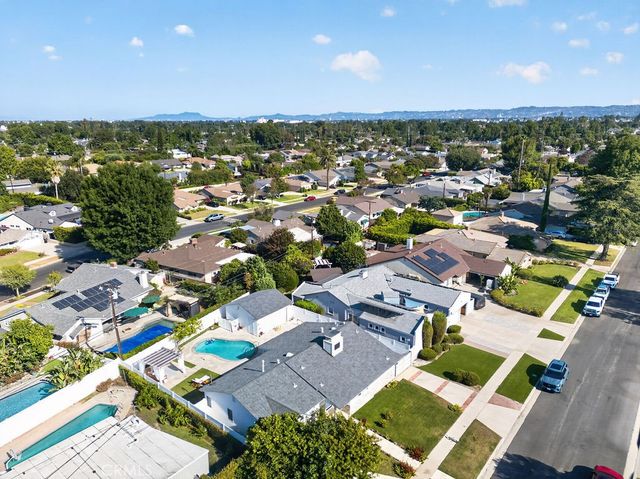 9242 Whitaker, Northridge, CA 91343