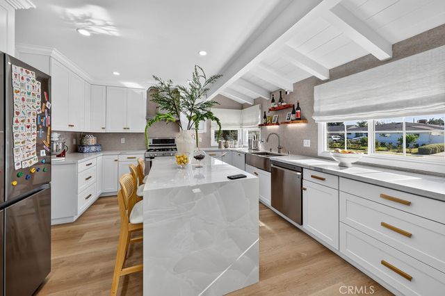 9242 Whitaker, Northridge, CA 91343