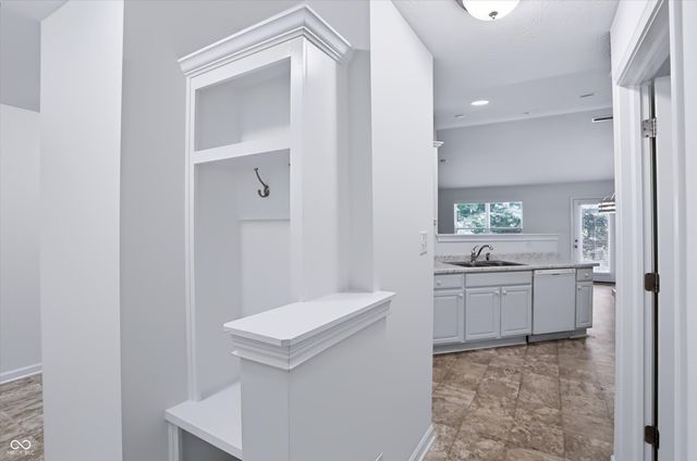 11744 Whisperwood Way, Fishers, IN 46037