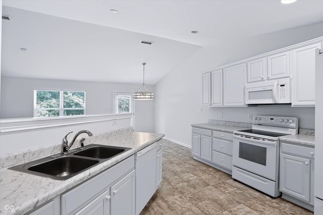 11744 Whisperwood Way, Fishers, IN 46037