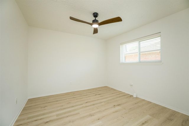 12414 Campos Drive, Houston, TX 77065