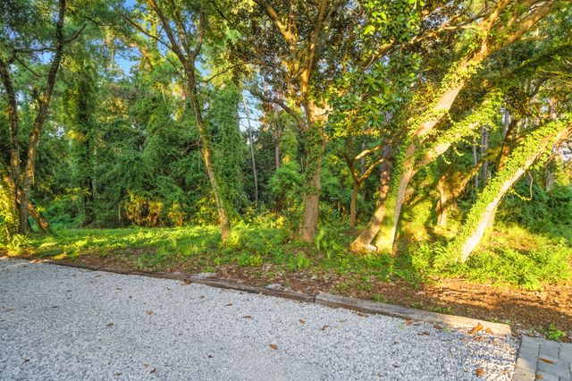 X Indian Trail, Destin, FL 32541