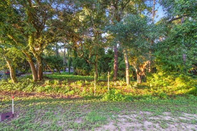 X Indian Trail, Destin, FL 32541