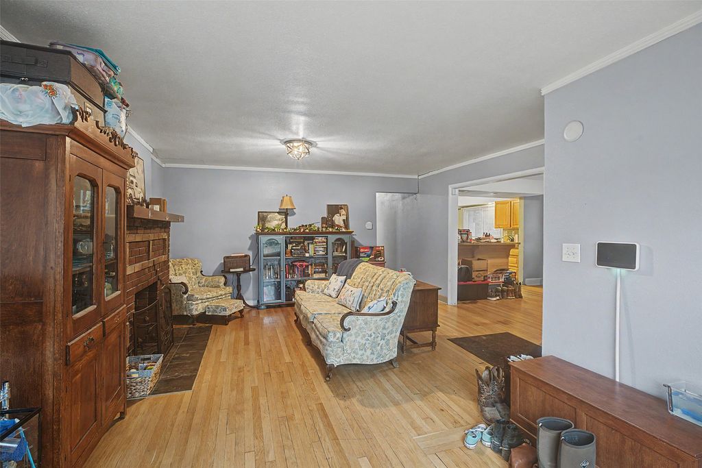 916 3rd Avenue S, Great Falls, MT 59405 photo 3