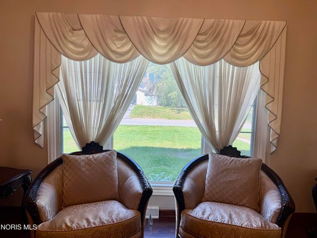 4447 Sulgrave Drive, Toledo, OH 43623