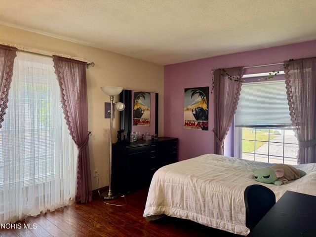 4447 Sulgrave Drive, Toledo, OH 43623