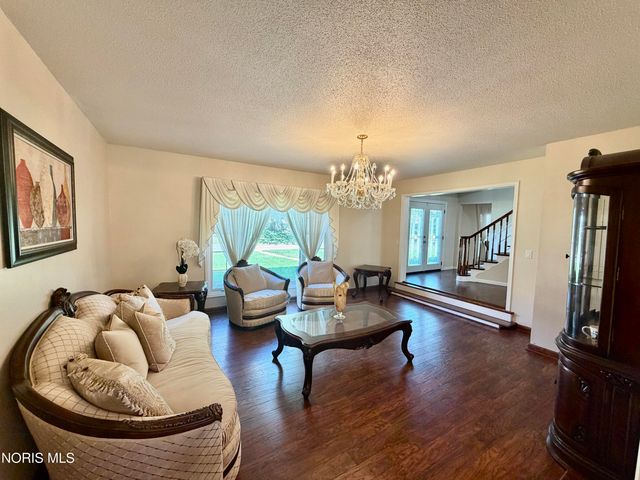 4447 Sulgrave Drive, Toledo, OH 43623