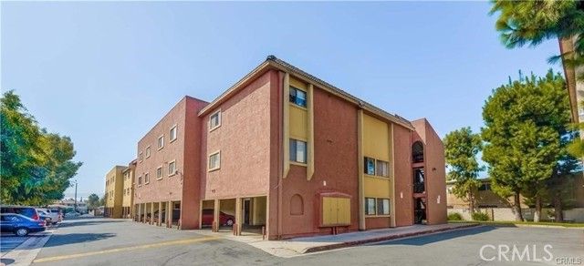 1017 W Bishop Street A, Santa Ana, CA 92703