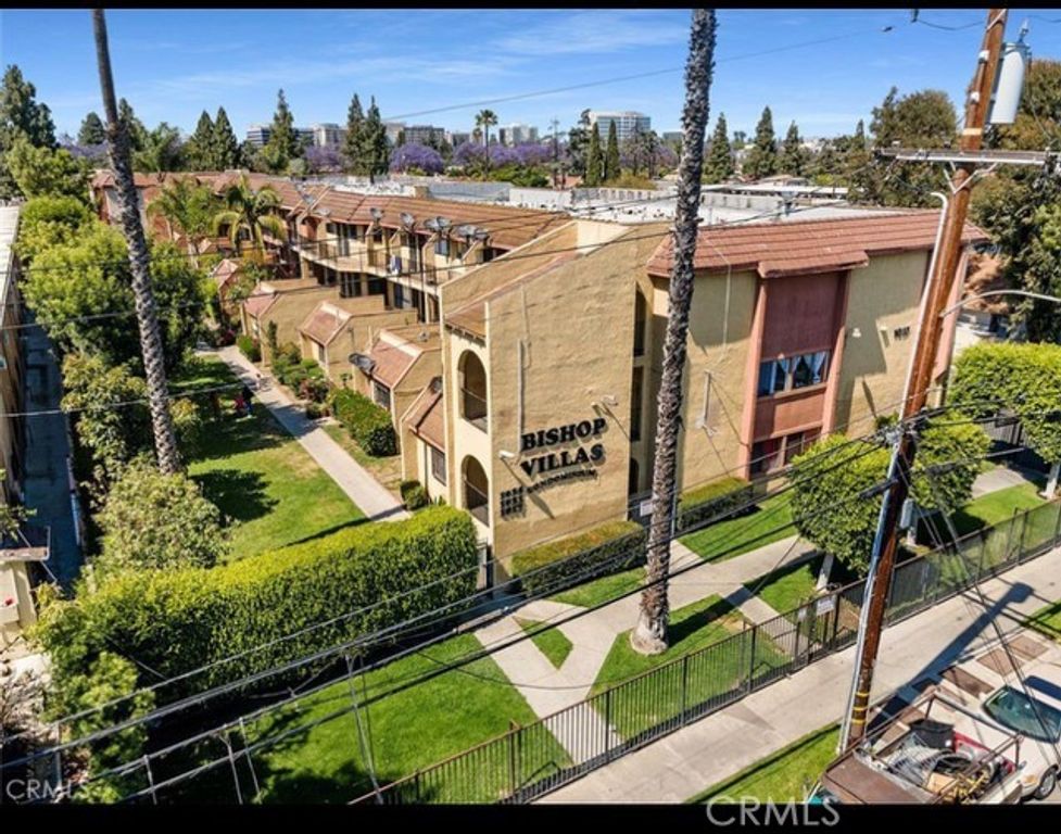 1017 W Bishop Street A, Santa Ana, CA 92703