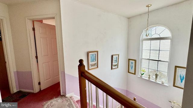 18 KARLSTAD RD, New Castle, DE 19720