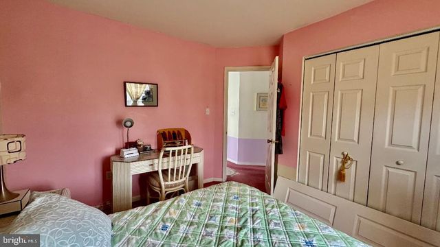 18 KARLSTAD RD, New Castle, DE 19720