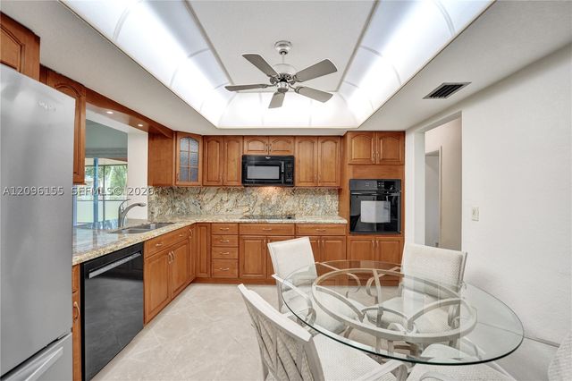 1731 NW 86th Ave, Pembroke Pines, FL 33024