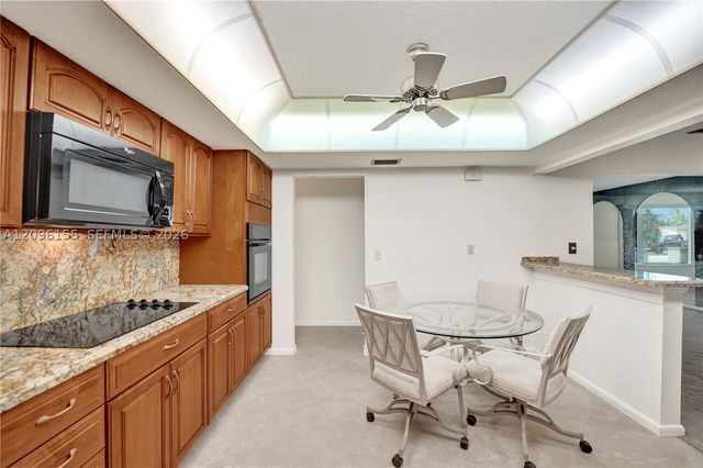 1731 NW 86th Ave, Pembroke Pines, FL 33024