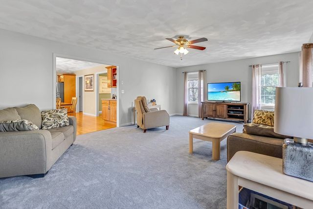 3 Hillview Drive, Methuen, MA 01844