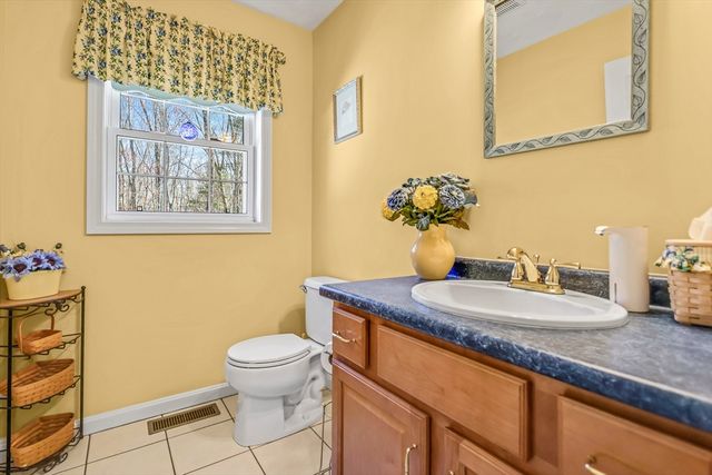 3 Hillview Drive, Methuen, MA 01844