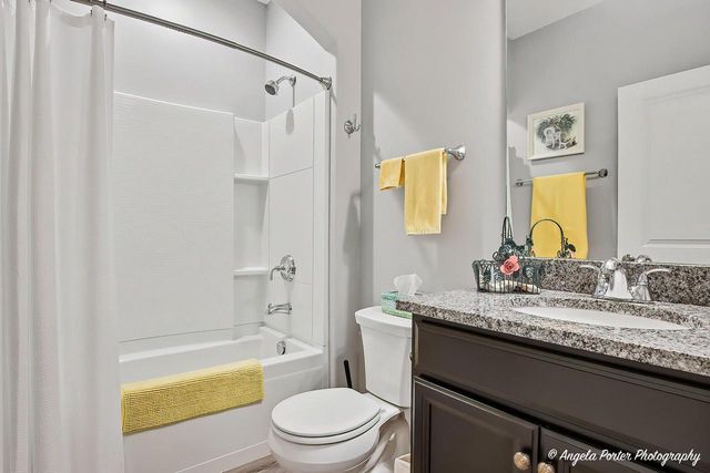 671 Tindalls Nest, Twin Lakes, WI 53181
