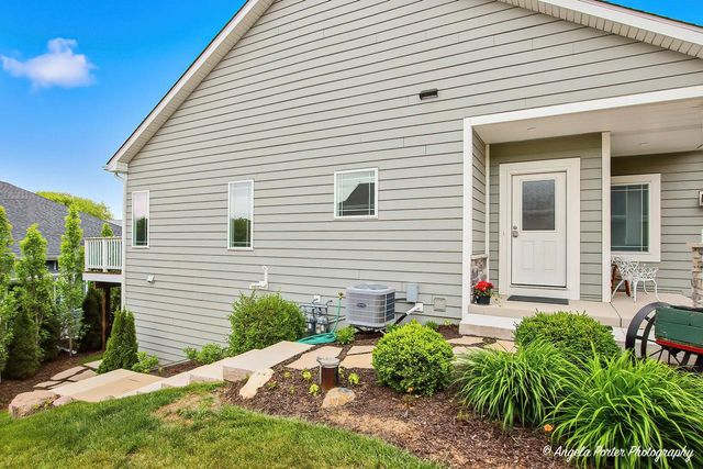 671 Tindalls Nest, Twin Lakes, WI 53181