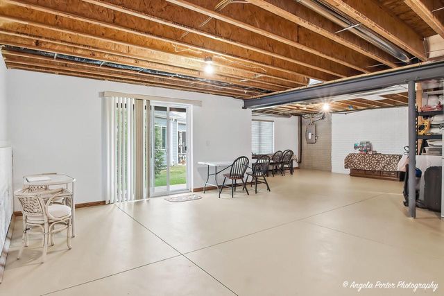 671 Tindalls Nest, Twin Lakes, WI 53181