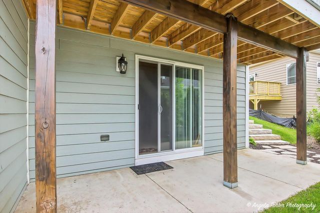 671 Tindalls Nest, Twin Lakes, WI 53181