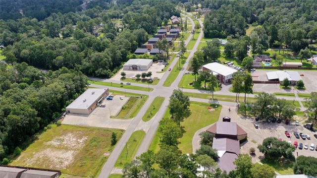 2210 Appian Way, New Caney, TX 77357