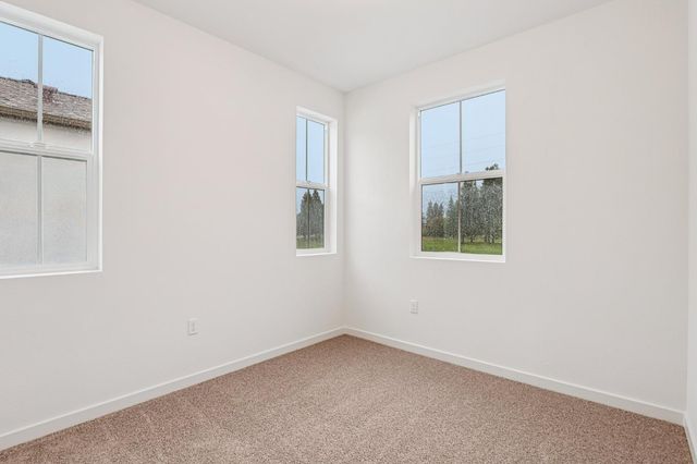 6443 Jacinto Ave, Sacramento, CA 95823