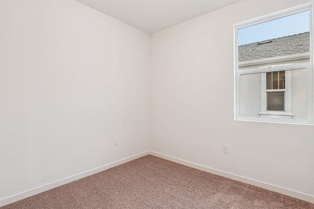 6443 Jacinto Ave, Sacramento, CA 95823