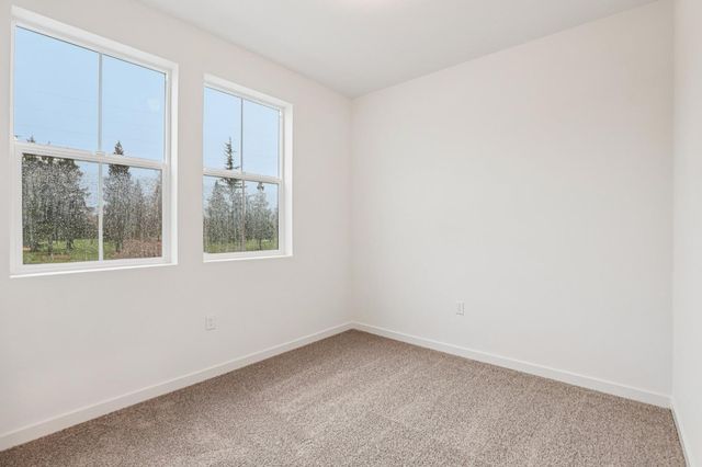 6443 Jacinto Ave, Sacramento, CA 95823