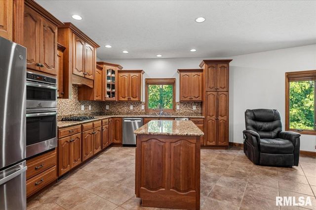 47 WOODLAND Trail, Rochester, IL 62563