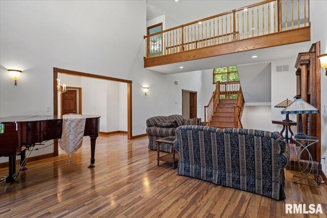 47 WOODLAND Trail, Rochester, IL 62563