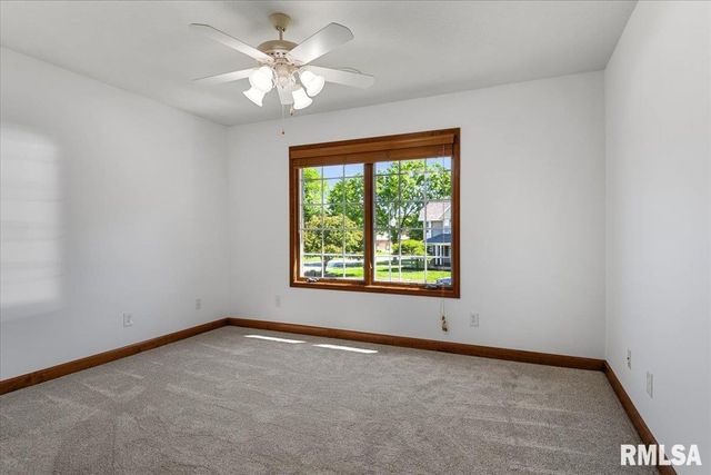 47 WOODLAND Trail, Rochester, IL 62563