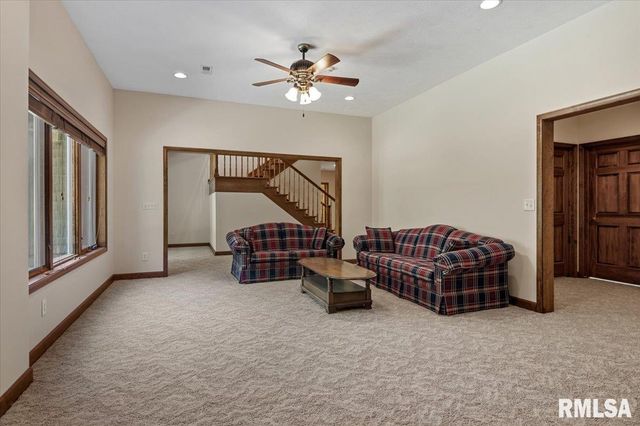 47 WOODLAND Trail, Rochester, IL 62563