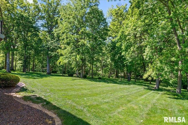 47 WOODLAND Trail, Rochester, IL 62563