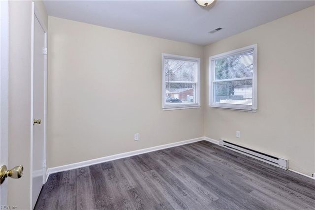 704 Old Buckroe RD, Hampton, VA 23663