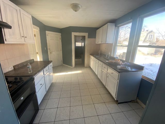15736 Lathrop Avenue, Harvey, IL 60426