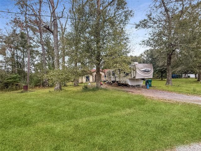 4585 Eaves Road, Vidor, TX 77662