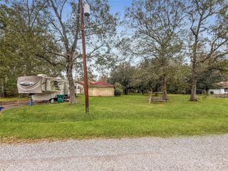 4585 Eaves Road, Vidor, TX 77662