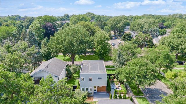 1242 Edgcumbe Road, Saint Paul, MN 55105
