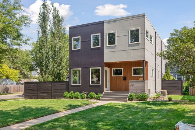 1242 Edgcumbe Road, Saint Paul, MN 55105