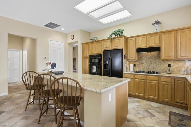 37576 Wyndham Road, Palm Desert, CA 92211