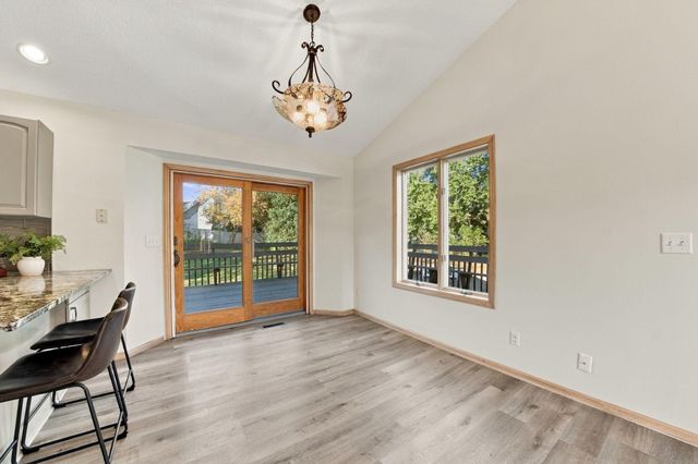 2330 Oak Glen Court, Stillwater, MN 55082
