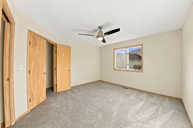 2330 Oak Glen Court, Stillwater, MN 55082