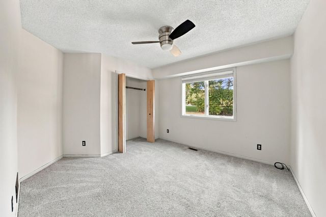 2330 Oak Glen Court, Stillwater, MN 55082
