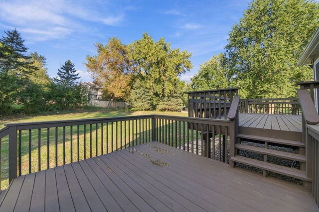 2330 Oak Glen Court, Stillwater, MN 55082
